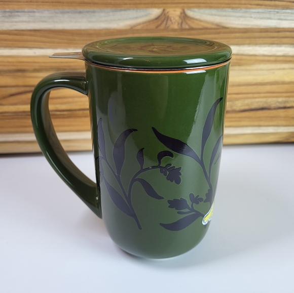 DAVIDs TEA Nordic Mug with Lid and TEA Infuser, Colour Changing Stretching Cat - Picture 5 of 9